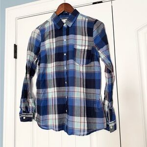 Old Navy Women's Blue Plaid Button Down Shirt